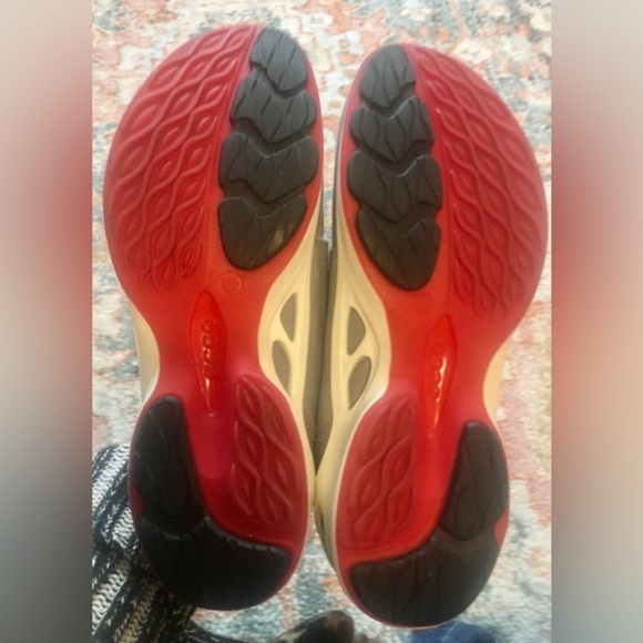 ECCO Men's Unisex Gray Red Trim Athletic Slip-On Sneakers Shoes EU 41 US 8 - Picture 8 of 9